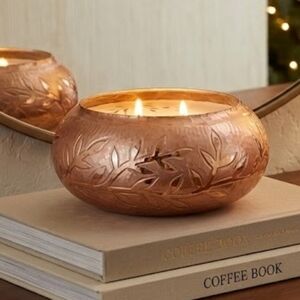 $122 Anthropologie Ivy Decorator Pumpkin & Sweet Vanilla Candle, 50 oz!!